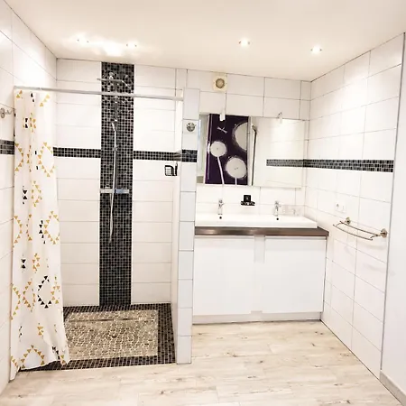 Apartment 2 Appartements, Piscine, Jeux, Jardin Clos