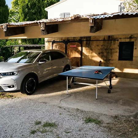 2 Appartements, Piscine, Jeux, Jardin Clos