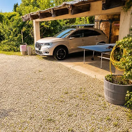 2 Appartements, Piscine, Jeux, Jardin Clos Apartment