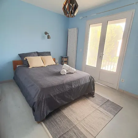 2 Appartements, Piscine, Jeux, Jardin Clos
